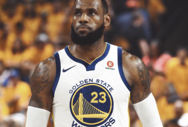 球探体育-Woj：追梦鼓动拉科布报价詹姆斯 交易最后时刻被拒